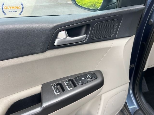 2022 Kia Sportage in Decatur, GA 30032 - 18135432 35