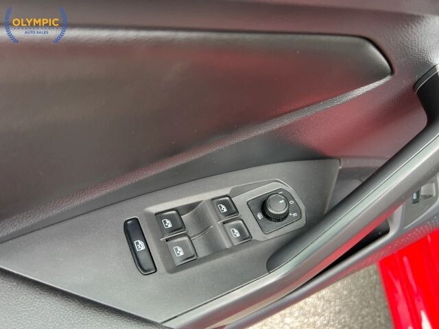 2019 Volkswagen Jetta in Decatur, GA 30032 - 18135433 36