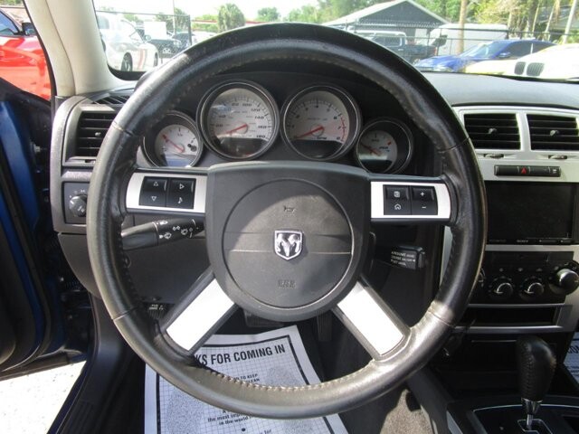 2010 Dodge Charger in Tampa, FL 33604-6914 - 18135454 4