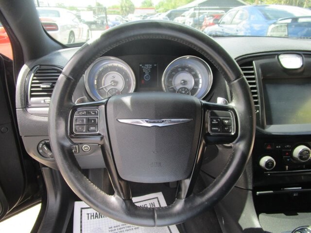 2014 Chrysler 300 in Tampa, FL 33604-6914 - 18135455 4