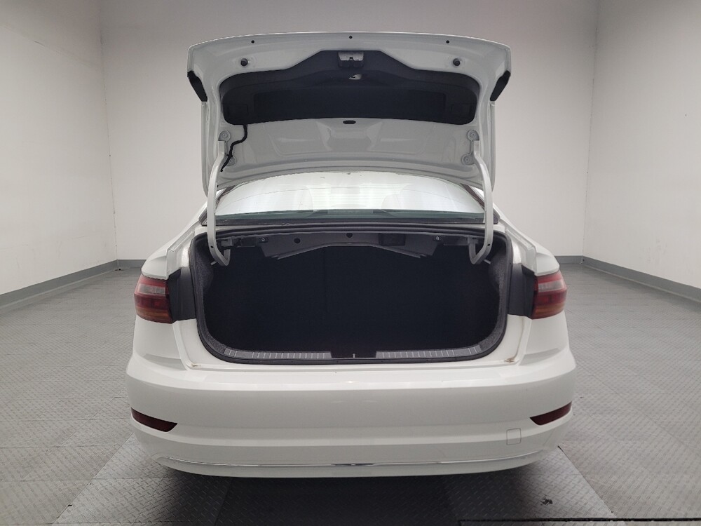 2019 Volkswagen Jetta in Riverside, CA 92504 - 18135456 29