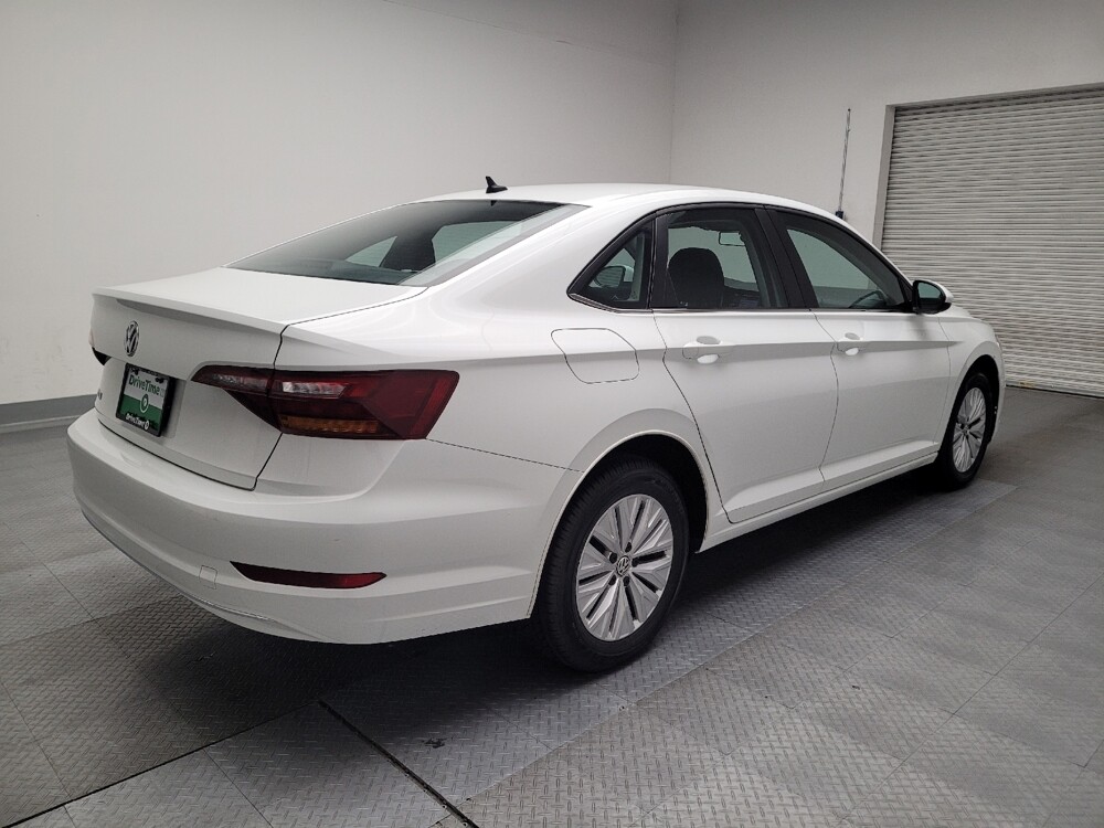 2019 Volkswagen Jetta in Riverside, CA 92504 - 18135456 9