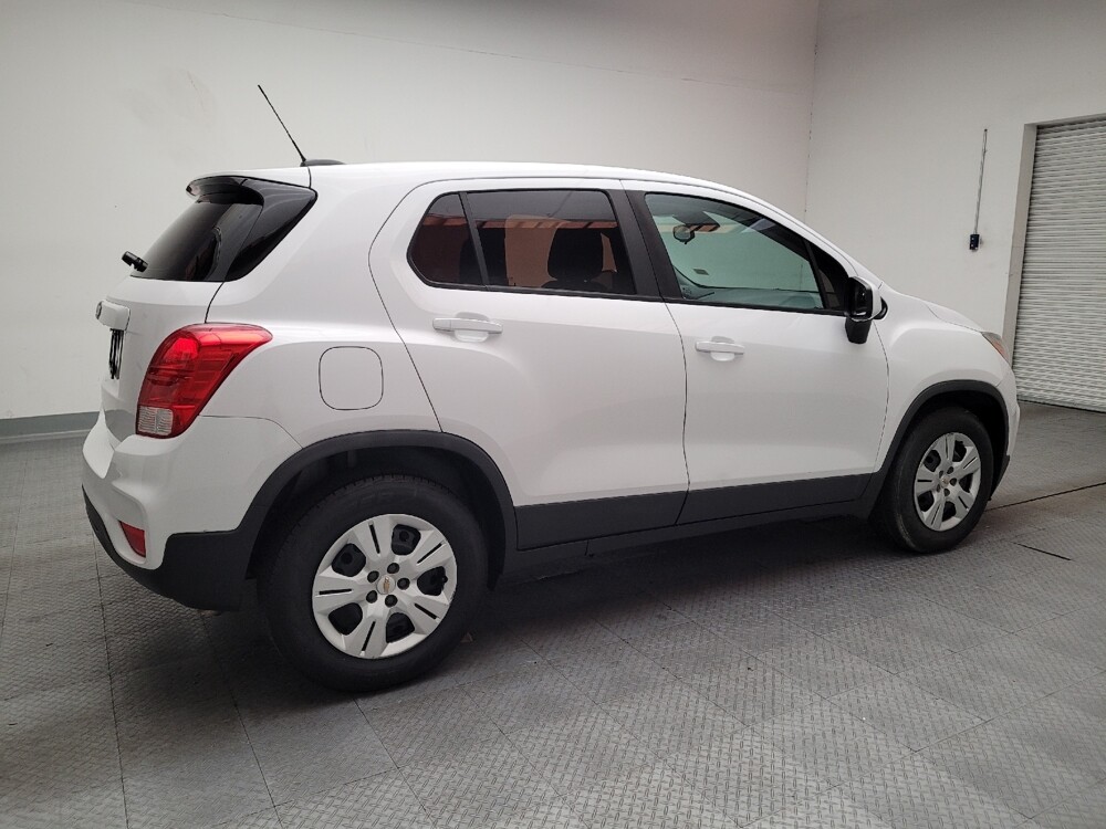 2018 Chevrolet Trax in Sacramento, CA 95821 - 18135462 10