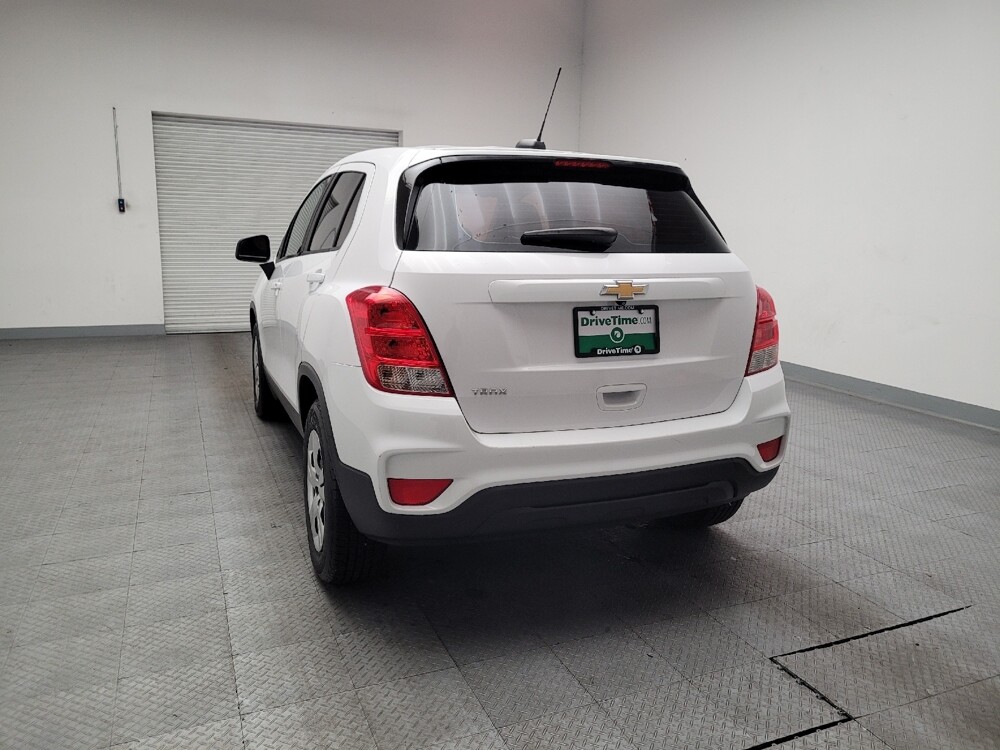 2018 Chevrolet Trax in Sacramento, CA 95821 - 18135462 6