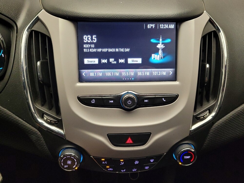 2017 Chevrolet Cruze in Riverside, CA 92504 - 18135463 25