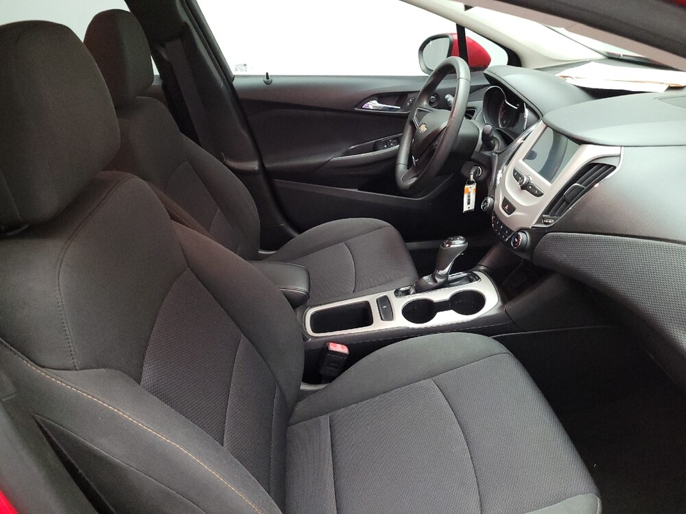 2017 Chevrolet Cruze in Riverside, CA 92504 - 18135463 21