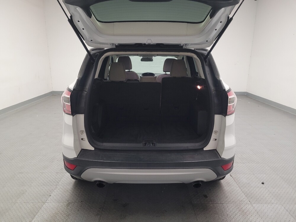 2017 Ford Escape in Fresno, CA 93726 - 18135464 29