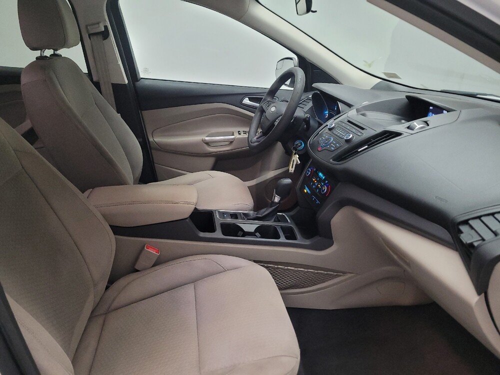 2017 Ford Escape in Fresno, CA 93726 - 18135464 21