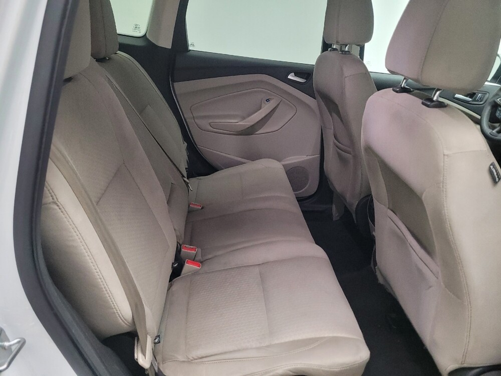 2017 Ford Escape in Fresno, CA 93726 - 18135464 19