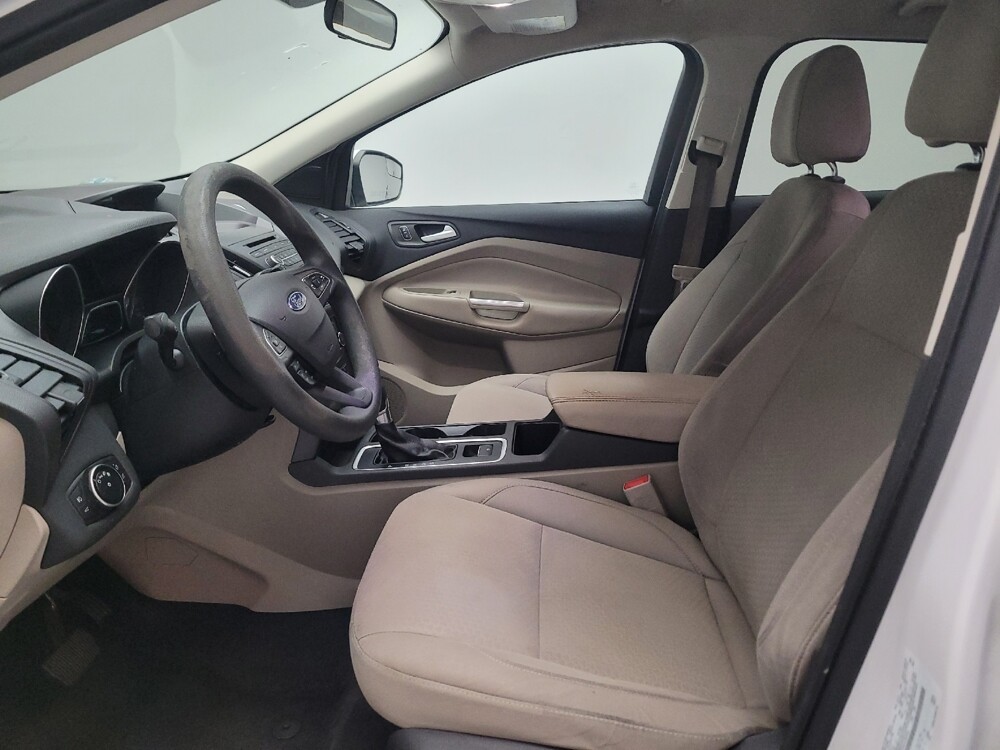 2017 Ford Escape in Fresno, CA 93726 - 18135464 17