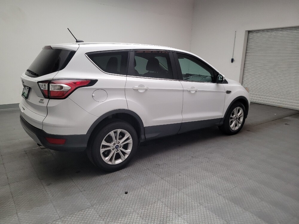 2017 Ford Escape in Fresno, CA 93726 - 18135464 10