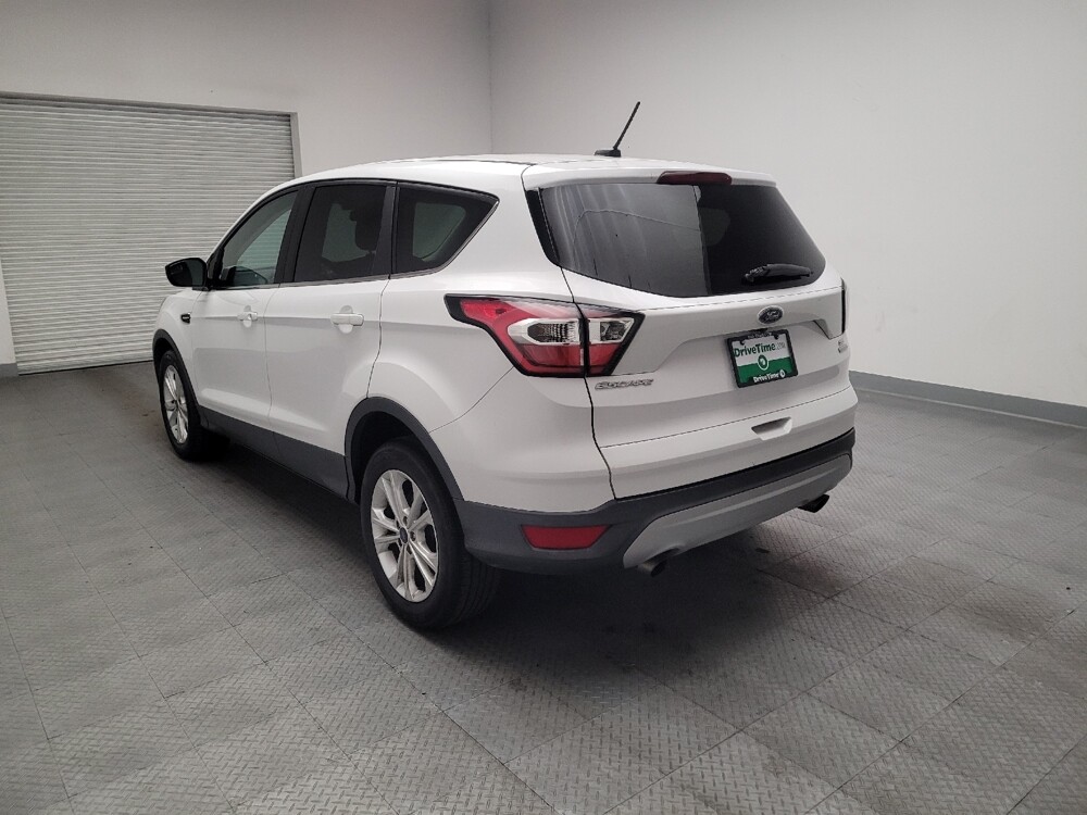 2017 Ford Escape in Fresno, CA 93726 - 18135464 5
