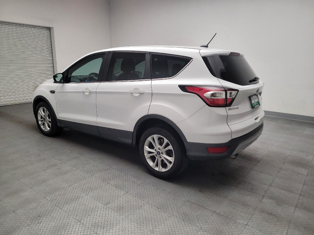 2017 Ford Escape in Fresno, CA 93726 - 18135464 3