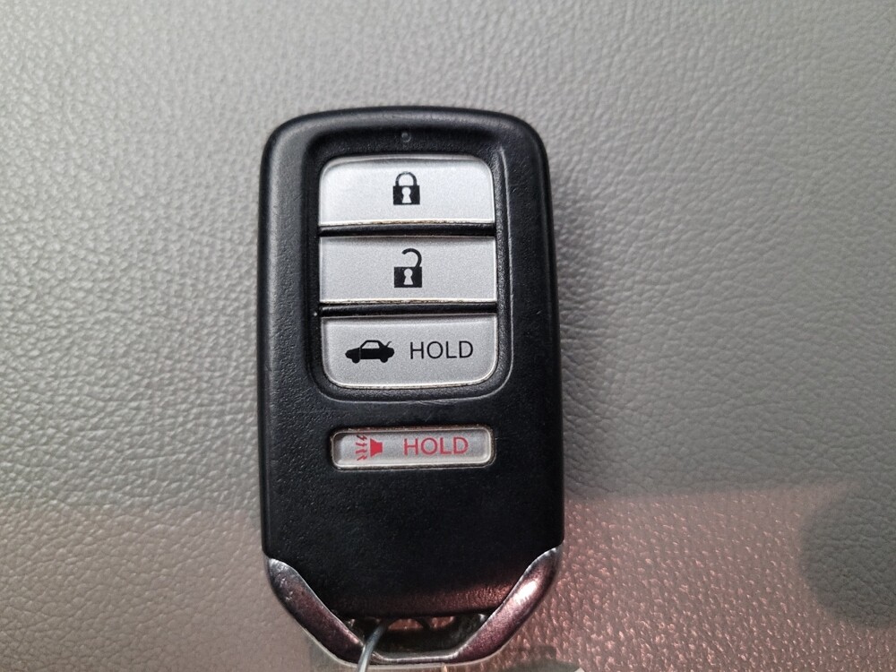 2020 Honda Accord in Montclair, CA 91763 - 18135468 32