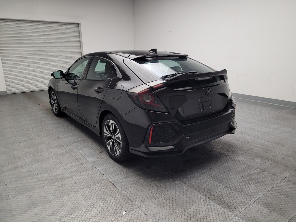 2018 Honda Civic in Fresno, CA 93726 - 18135470 5