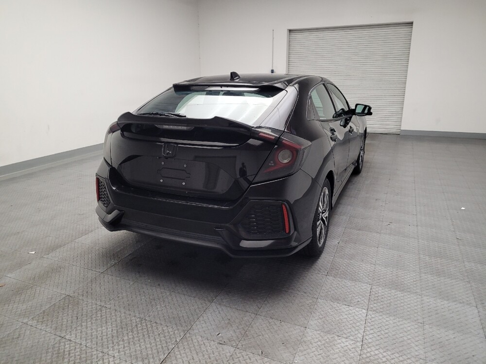 2018 Honda Civic in Fresno, CA 93726 - 18135470 7