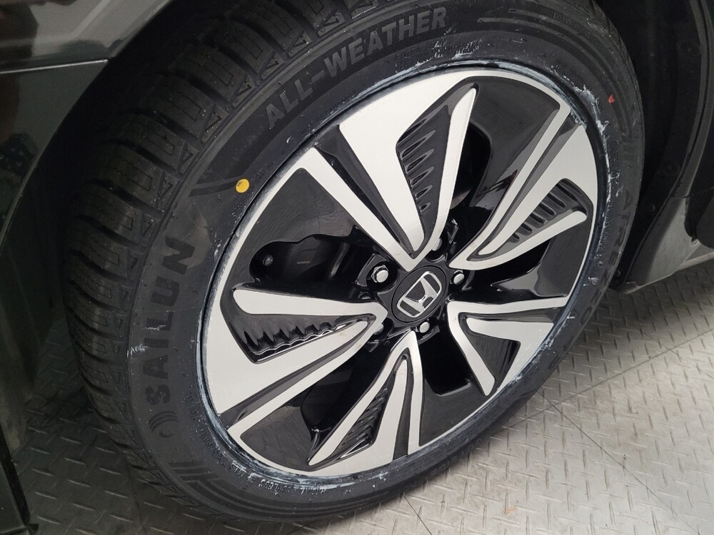2018 Honda Civic in Fresno, CA 93726 - 18135470 31