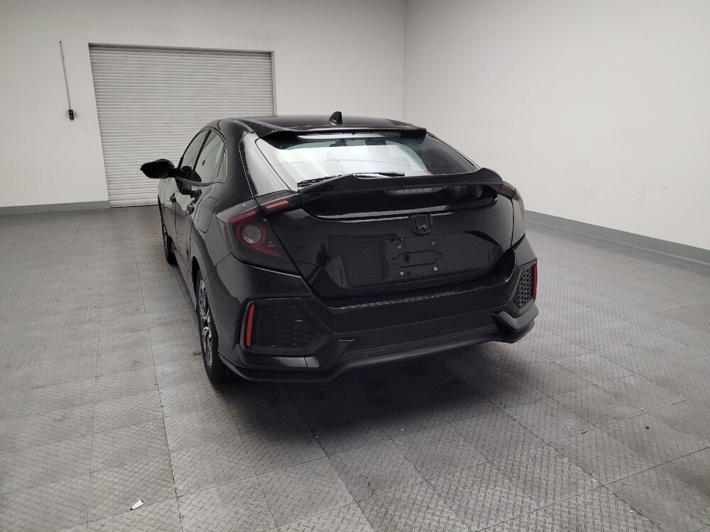 2018 Honda Civic in Fresno, CA 93726 - 18135470 6