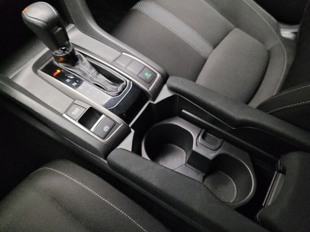 2018 Honda Civic in Fresno, CA 93726 - 18135470 26