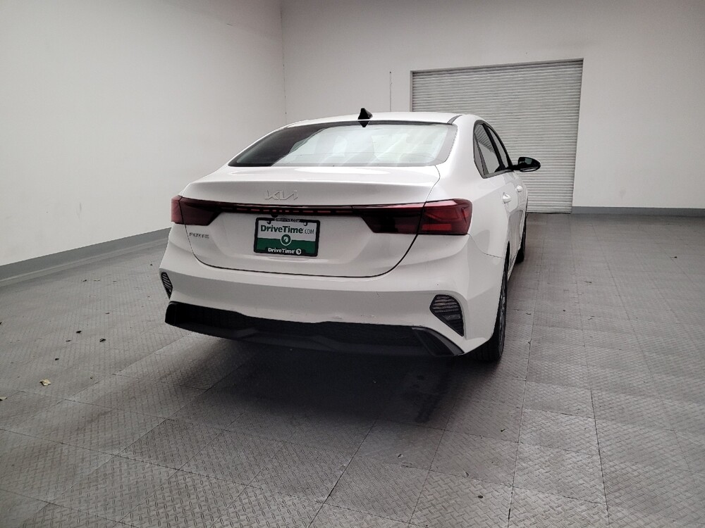 2024 Kia Forte in Torrance, CA 90504 - 18135473 7