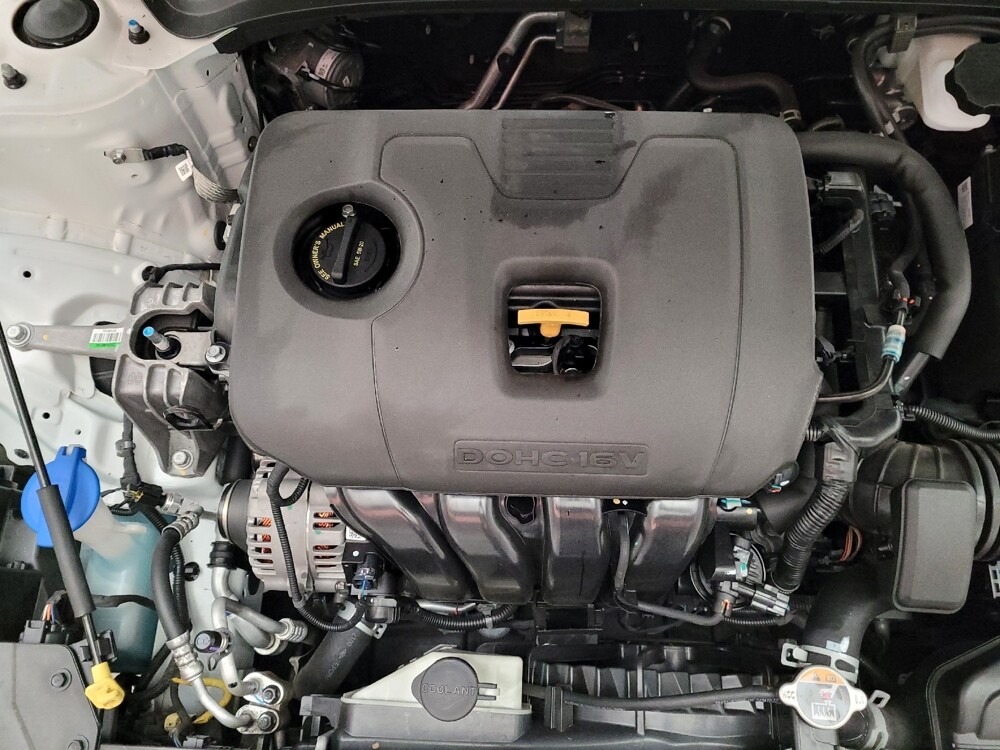 2024 Kia Forte in Torrance, CA 90504 - 18135473 30