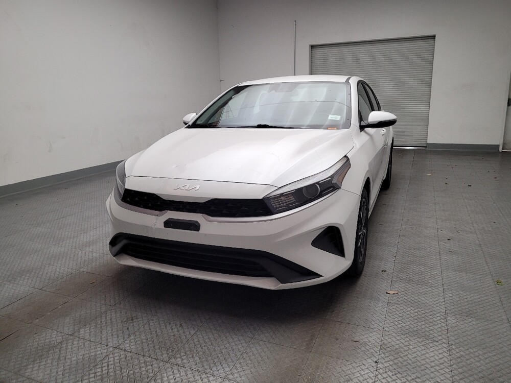 2024 Kia Forte in Torrance, CA 90504 - 18135473 15