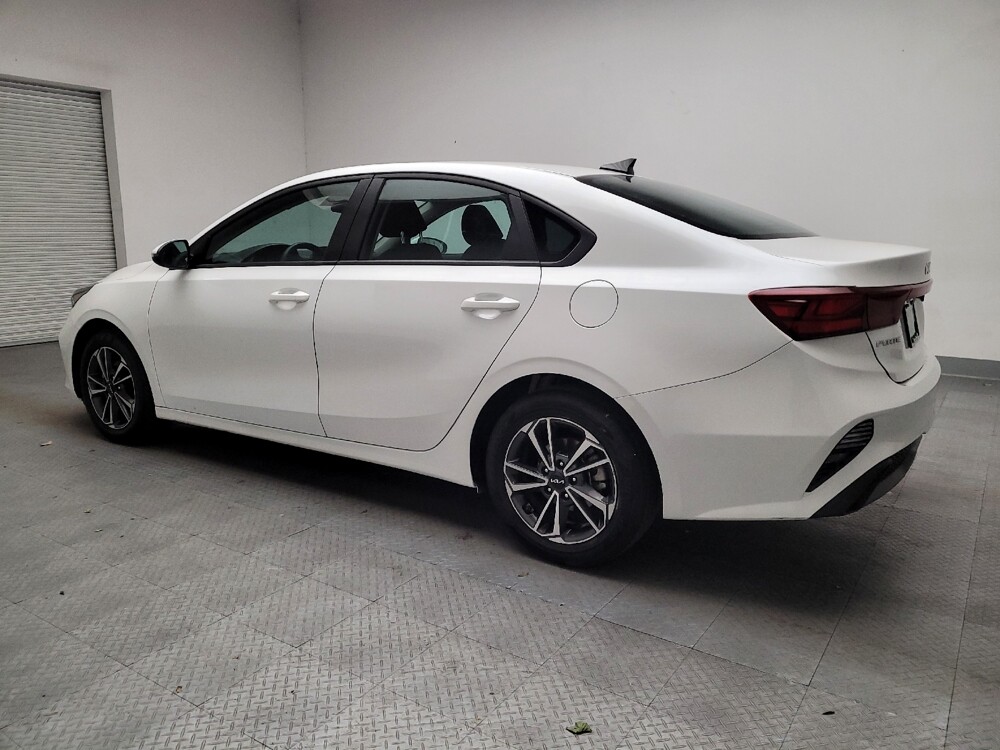 2024 Kia Forte in Torrance, CA 90504 - 18135473 3