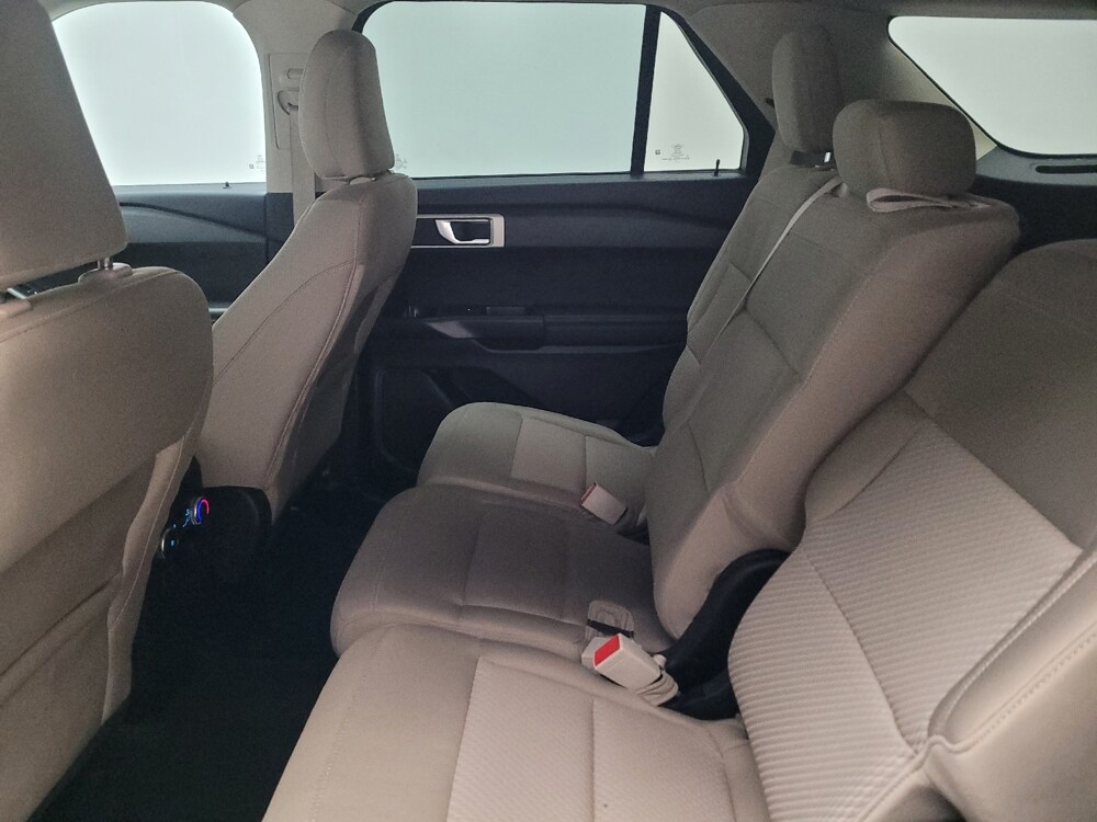 2022 Ford Explorer in Montclair, CA 91763 - 18135474 18