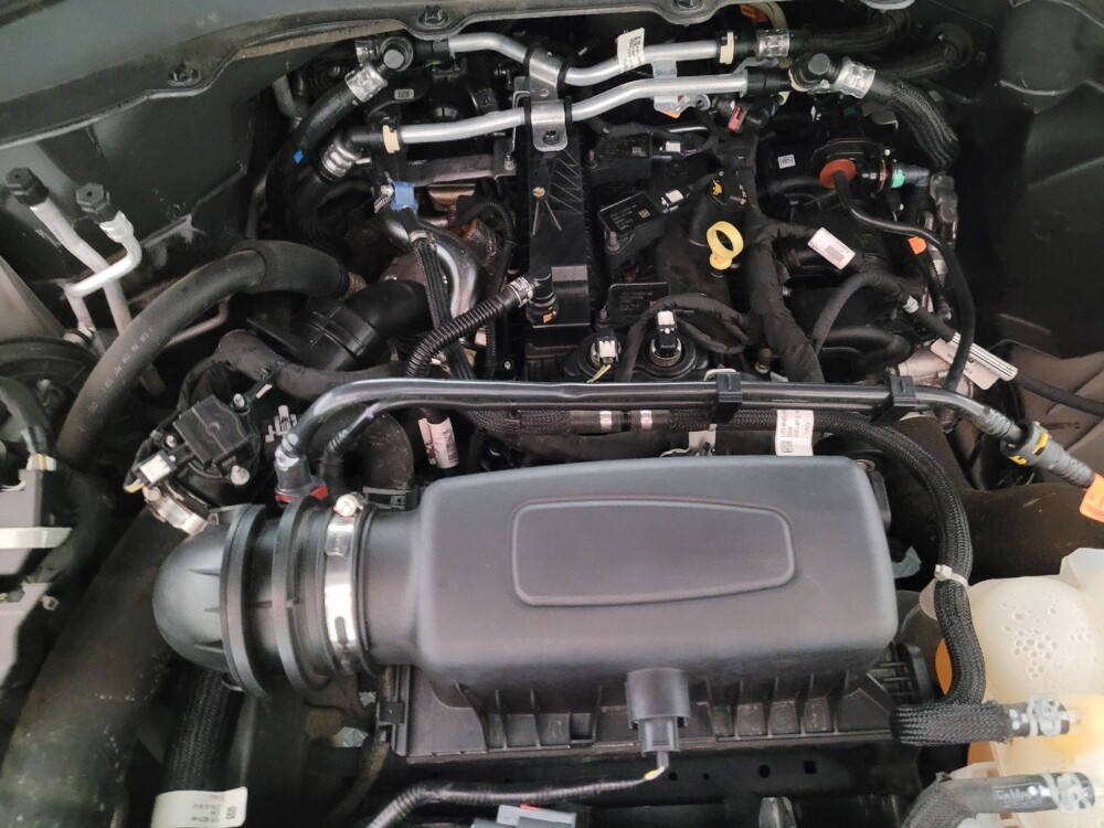 2022 Ford Explorer in Montclair, CA 91763 - 18135474 30