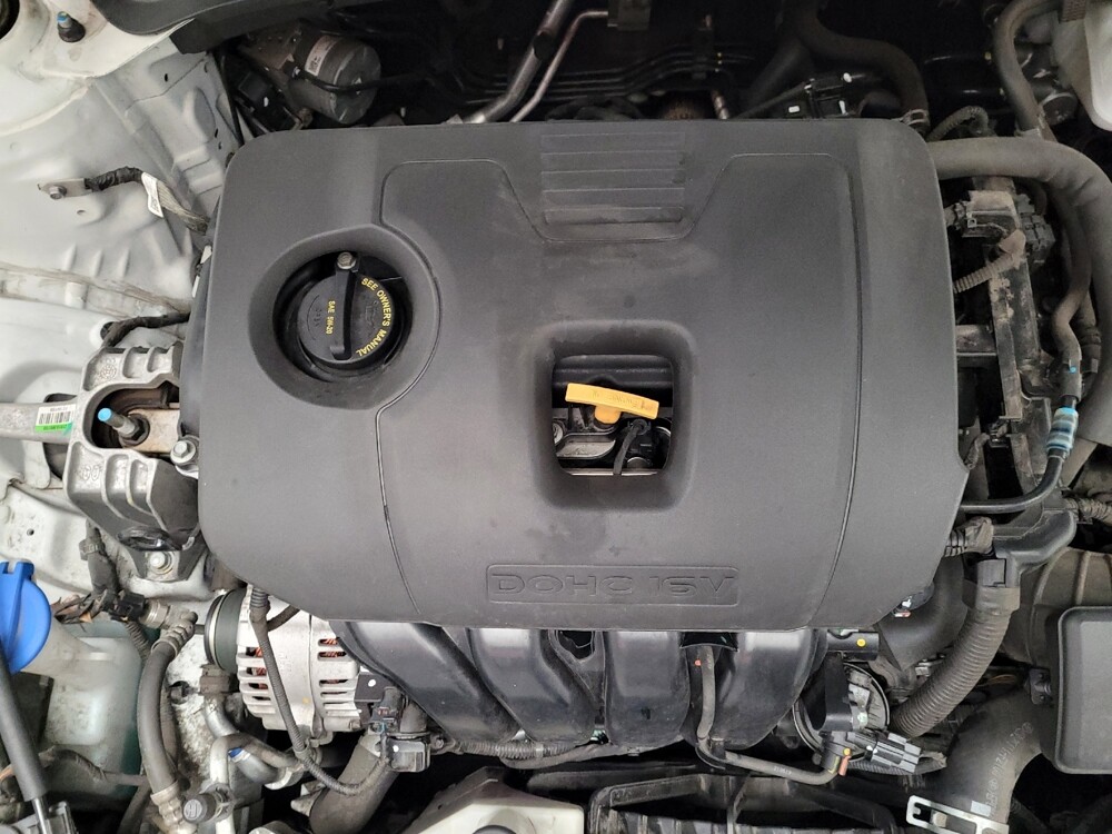 2022 Kia Forte in Torrance, CA 90504 - 18135481 30