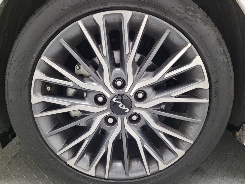 2022 Kia Forte in Torrance, CA 90504 - 18135481 31