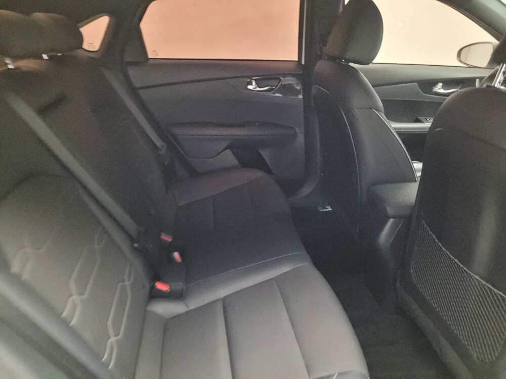 2022 Kia Forte in Torrance, CA 90504 - 18135481 19