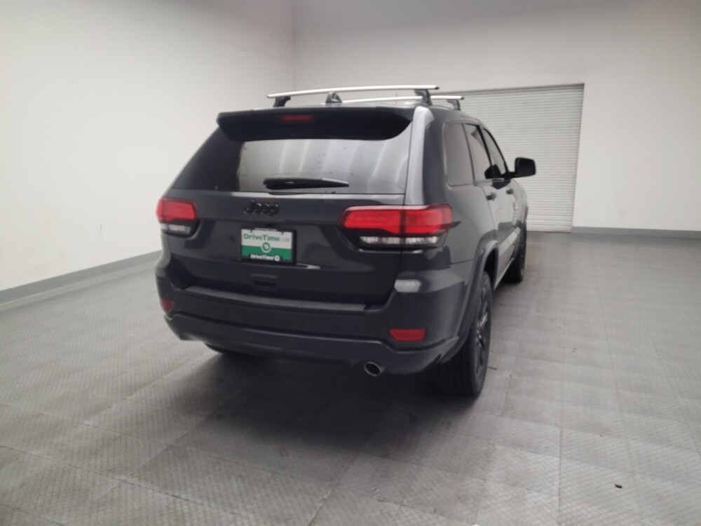 2018 Jeep Grand Cherokee in Fresno, CA 93726 - 18135483 7
