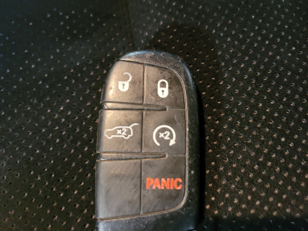 2018 Jeep Grand Cherokee in Fresno, CA 93726 - 18135483 32