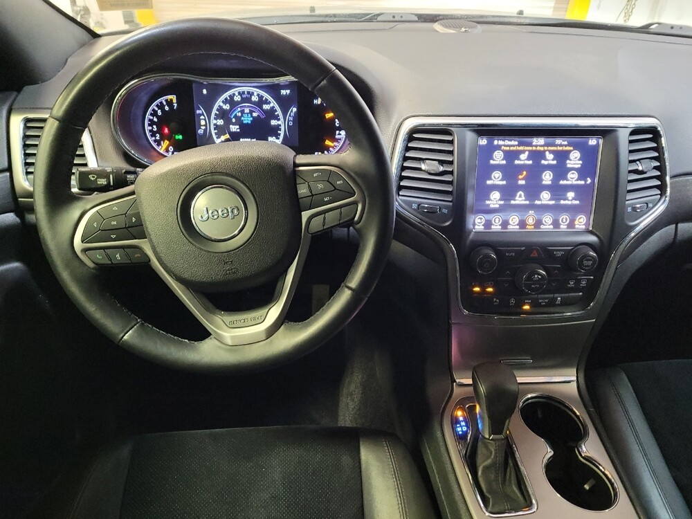 2018 Jeep Grand Cherokee in Fresno, CA 93726 - 18135483 22