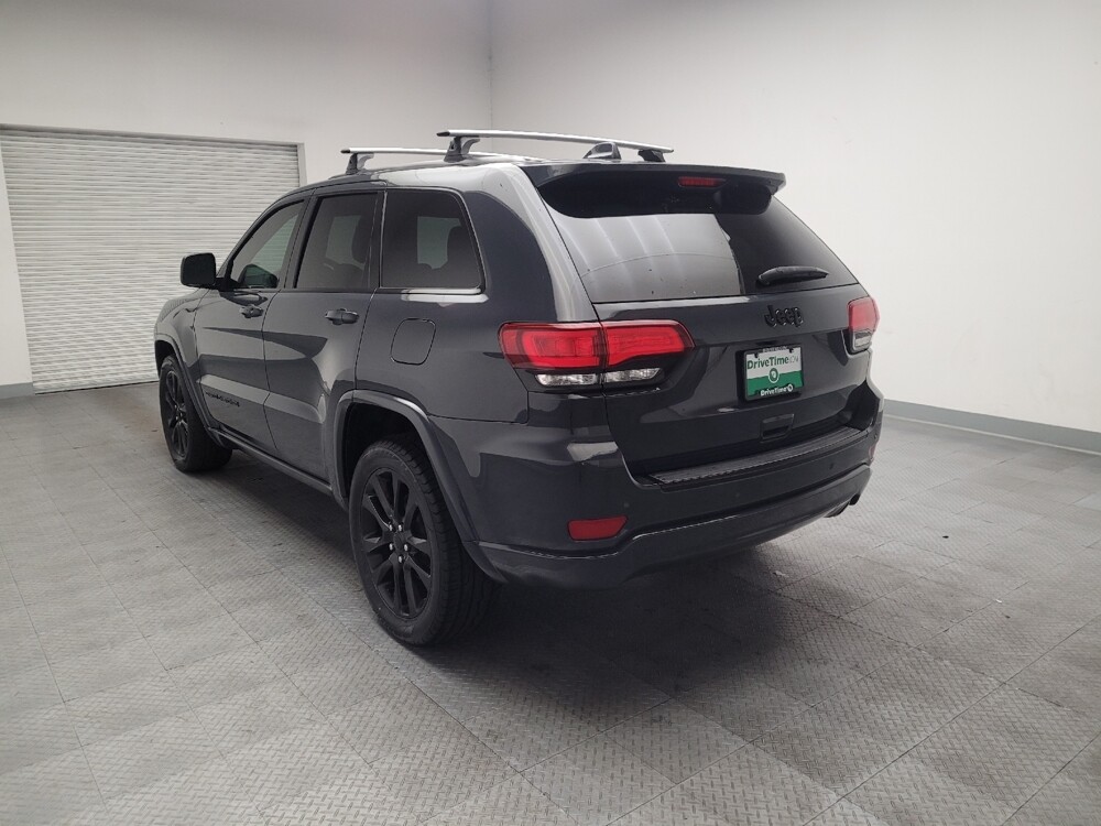 2018 Jeep Grand Cherokee in Fresno, CA 93726 - 18135483 5