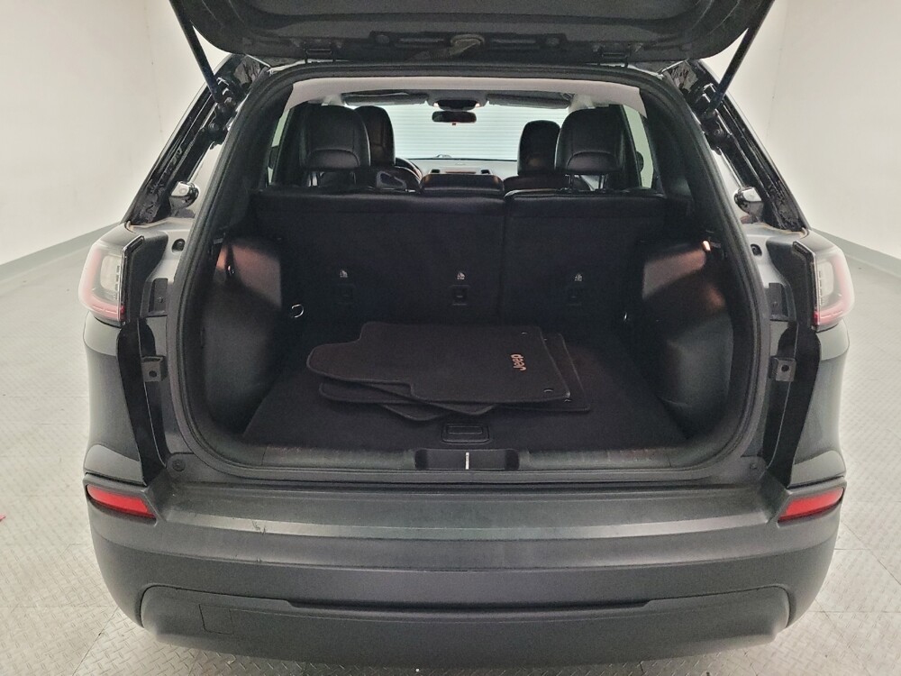 2019 Jeep Cherokee in Riverside, CA 92504 - 18135484 29