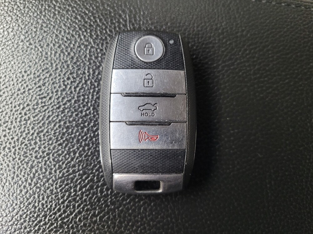 2015 Kia Optima in Madison, TN 37115 - 18135486 32