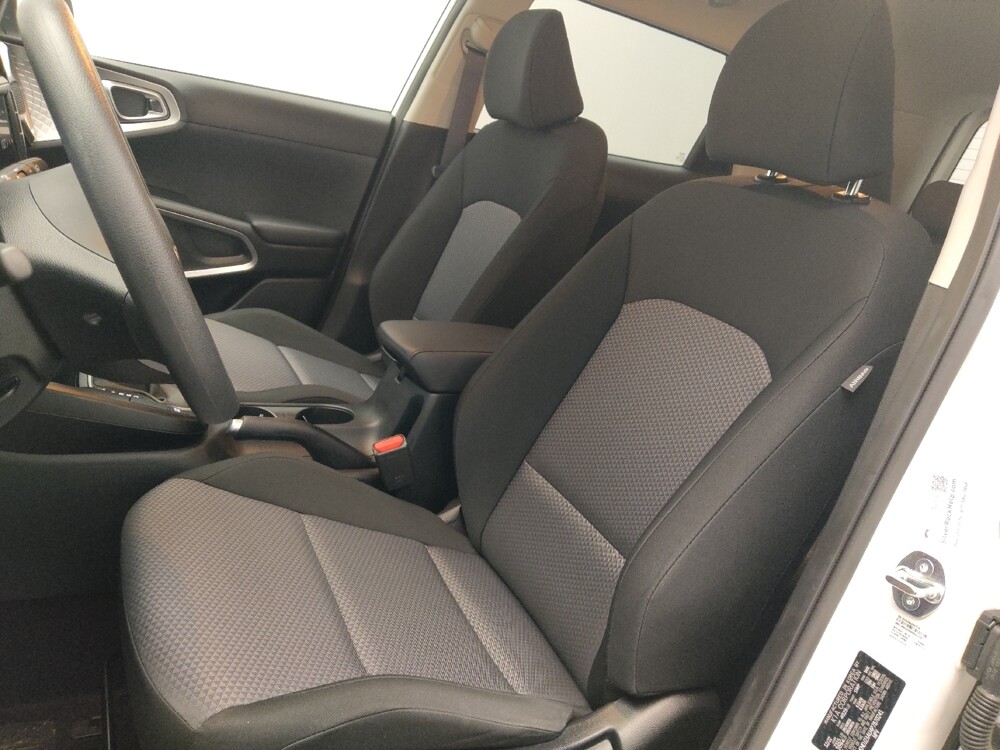 2023 Kia Soul in Conyers, GA 30094 - 18135500 17