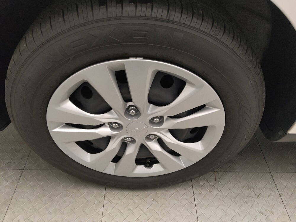 2023 Kia Soul in Conyers, GA 30094 - 18135500 31