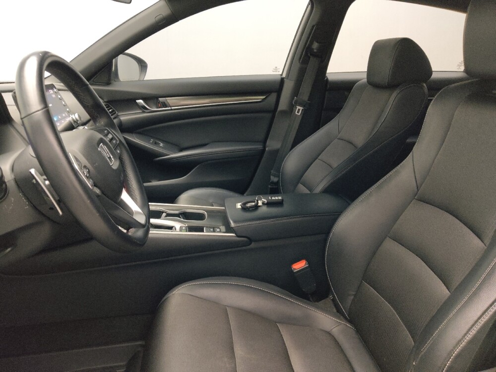 2018 Honda Accord in Stone Mountain, GA 30083 - 18135501 17