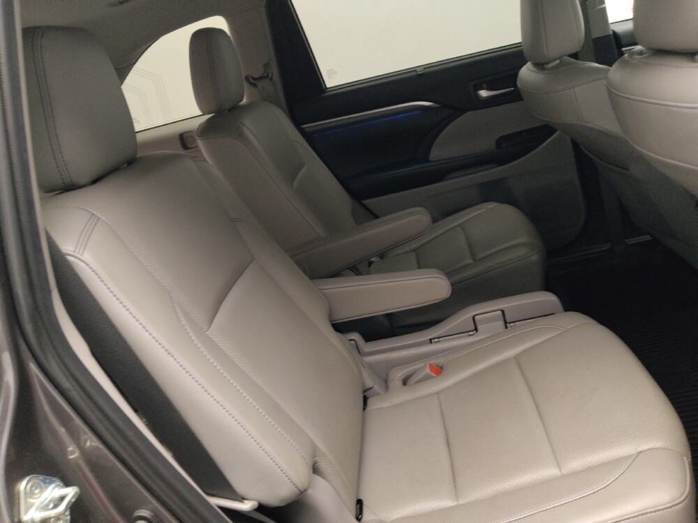 2019 Toyota Highlander in Union City, GA 30291 - 18135506 19