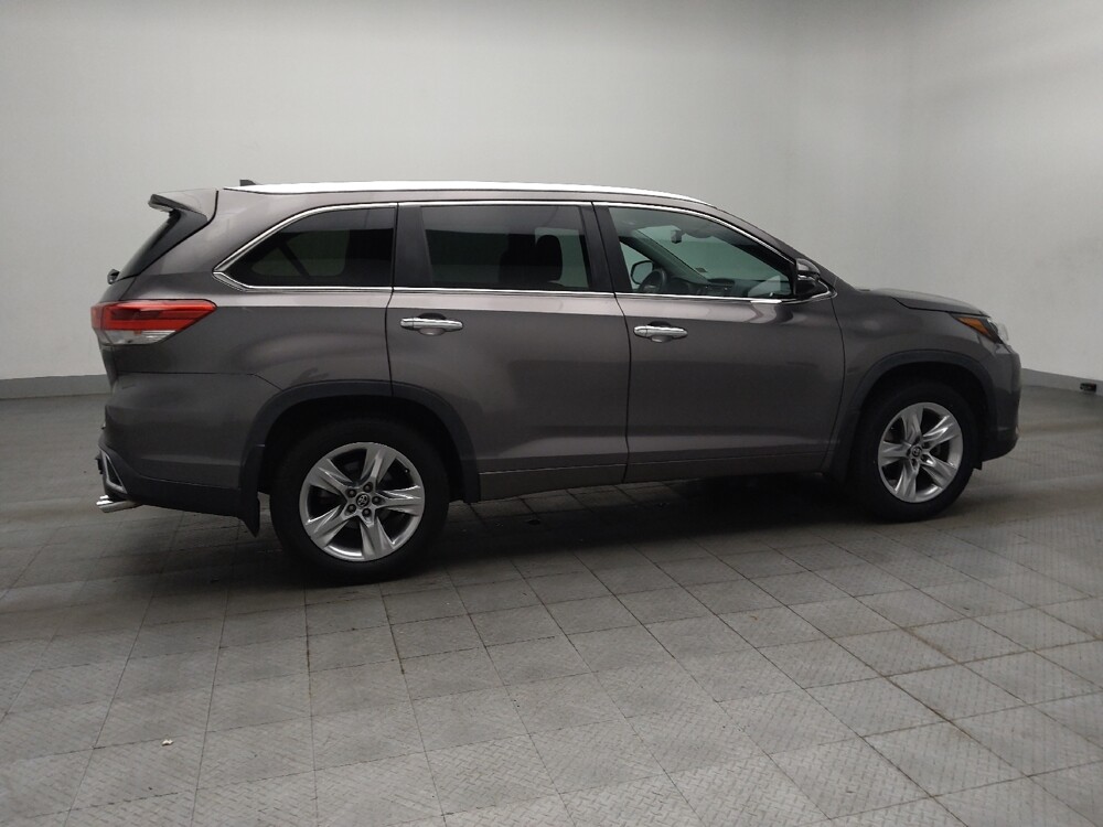 2019 Toyota Highlander in Union City, GA 30291 - 18135506 10