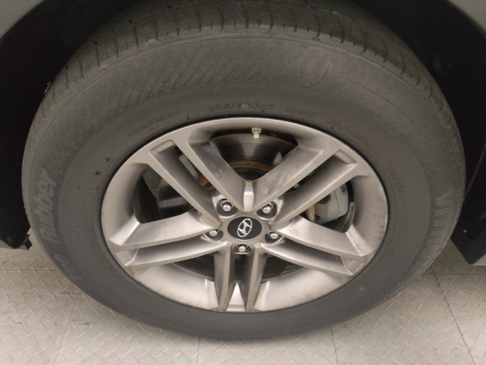 2018 Hyundai Santa Fe in Birmingham, AL 35215 - 18135507 31