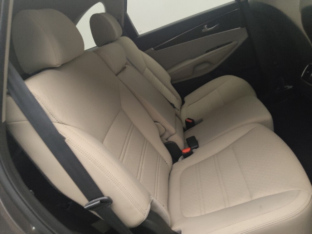 2019 Kia Sorento in Knoxville, TN 37923 - 18135518 19