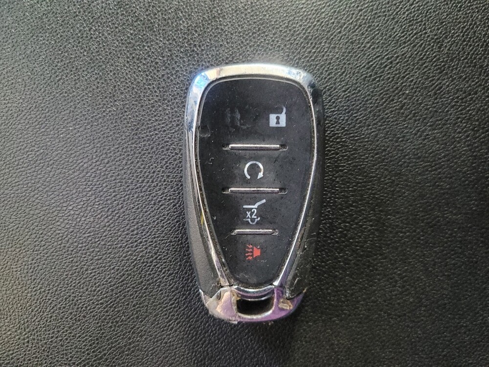 2018 Chevrolet Equinox in Athens, GA 30606 - 18135521 32