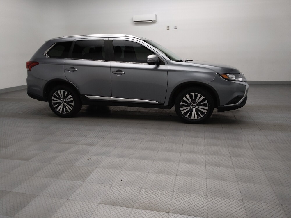 2020 Mitsubishi Outlander in Fort Worth, TX 76116 - 18135531 11