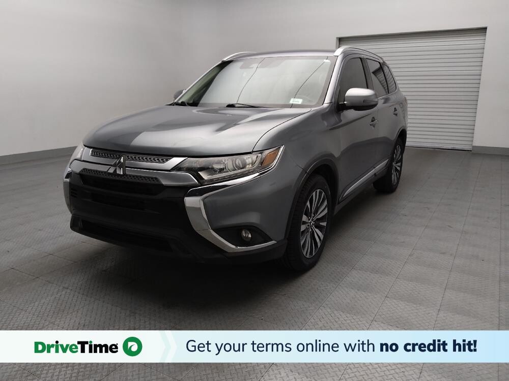 2020 Mitsubishi Outlander in Fort Worth, TX 76116 - 18135531