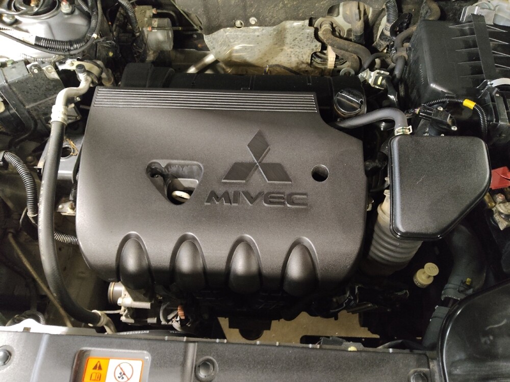 2020 Mitsubishi Outlander in Fort Worth, TX 76116 - 18135531 30