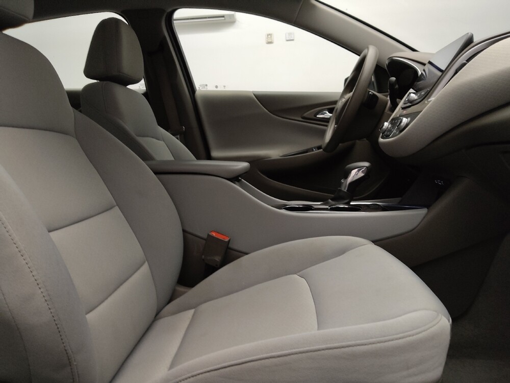 2022 Chevrolet Malibu in Lubbock, TX 79424 - 18135535 21